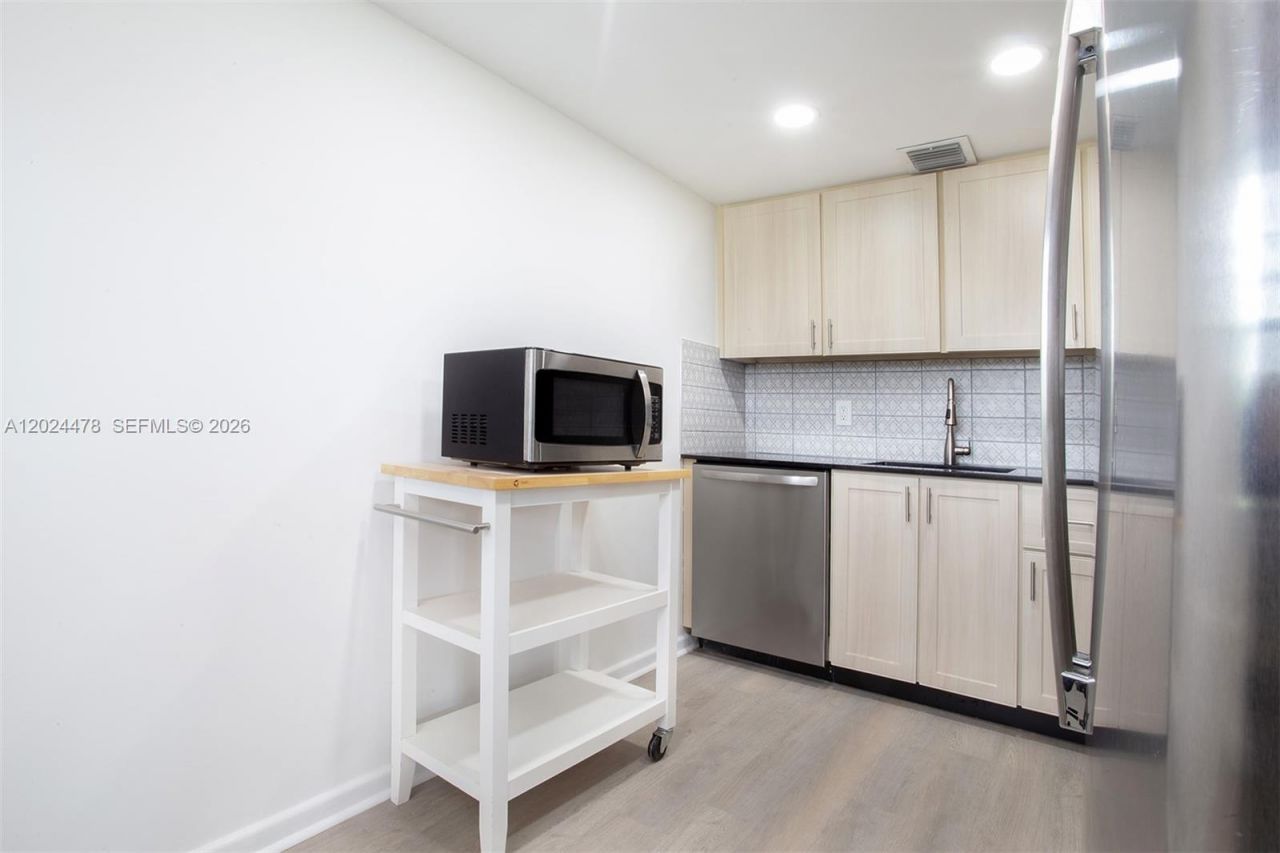 1301 SW 135th Ter , Unit 205J, Pembroke Pines, FL 33027 Photo