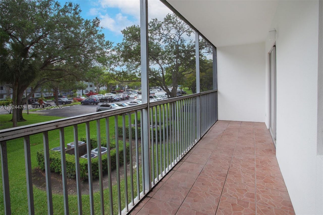 1301 SW 135th Ter , Unit 205J, Pembroke Pines, FL 33027 Photo