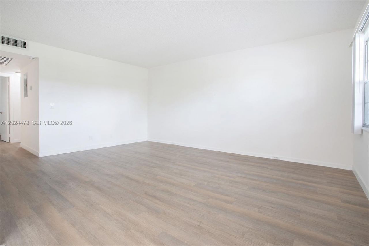 1301 SW 135th Ter , Unit 205J, Pembroke Pines, FL 33027 Photo