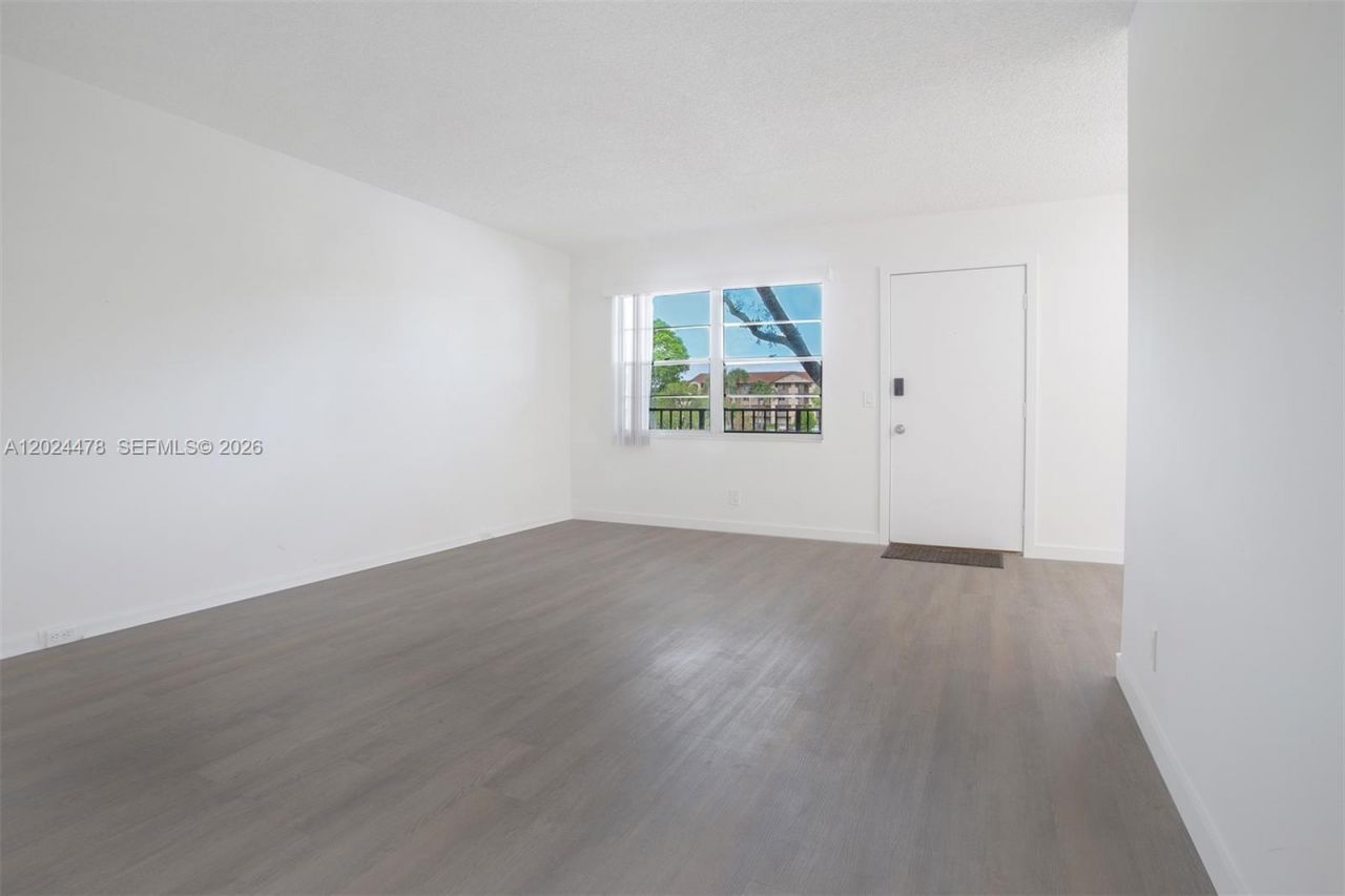 1301 SW 135th Ter , Unit 205J, Pembroke Pines, FL 33027 Photo