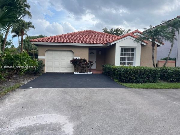1294 Seagrape Cir, Weston, FL 33326