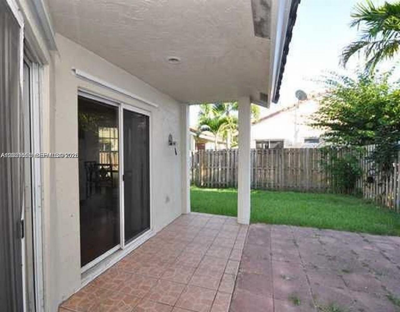1294 Seagrape Cir, Weston, FL 33326 Photo