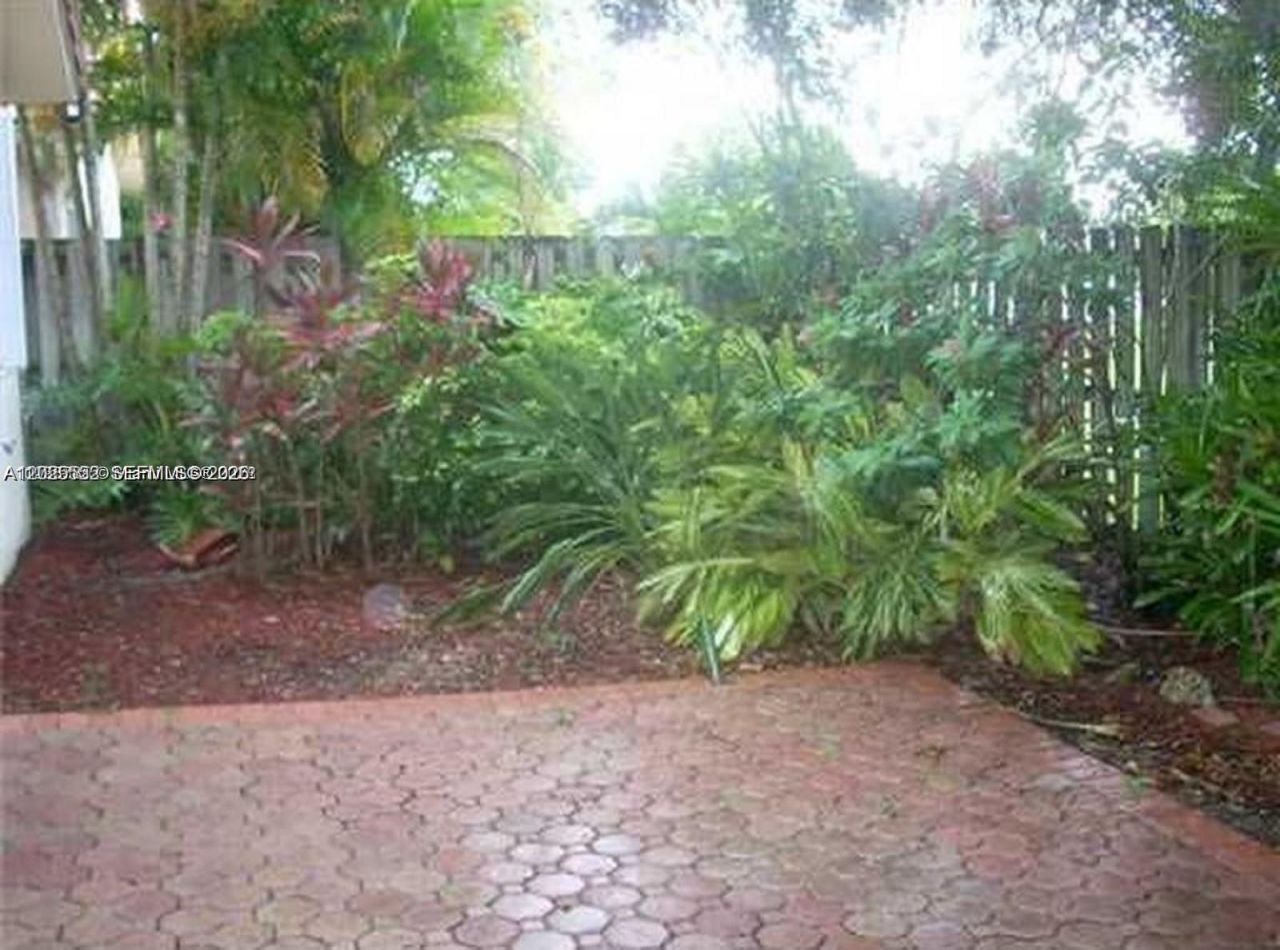 1294 Seagrape Cir, Weston, FL 33326 Photo