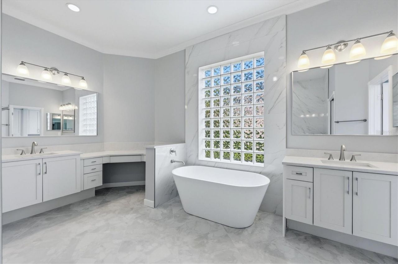 8160 Collingwood Court, University Park, FL 34201 Photo