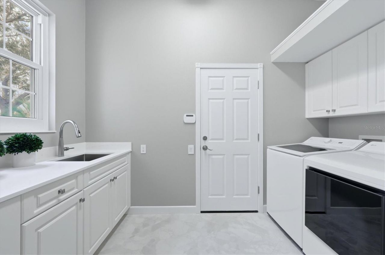 8160 Collingwood Court, University Park, FL 34201 Photo