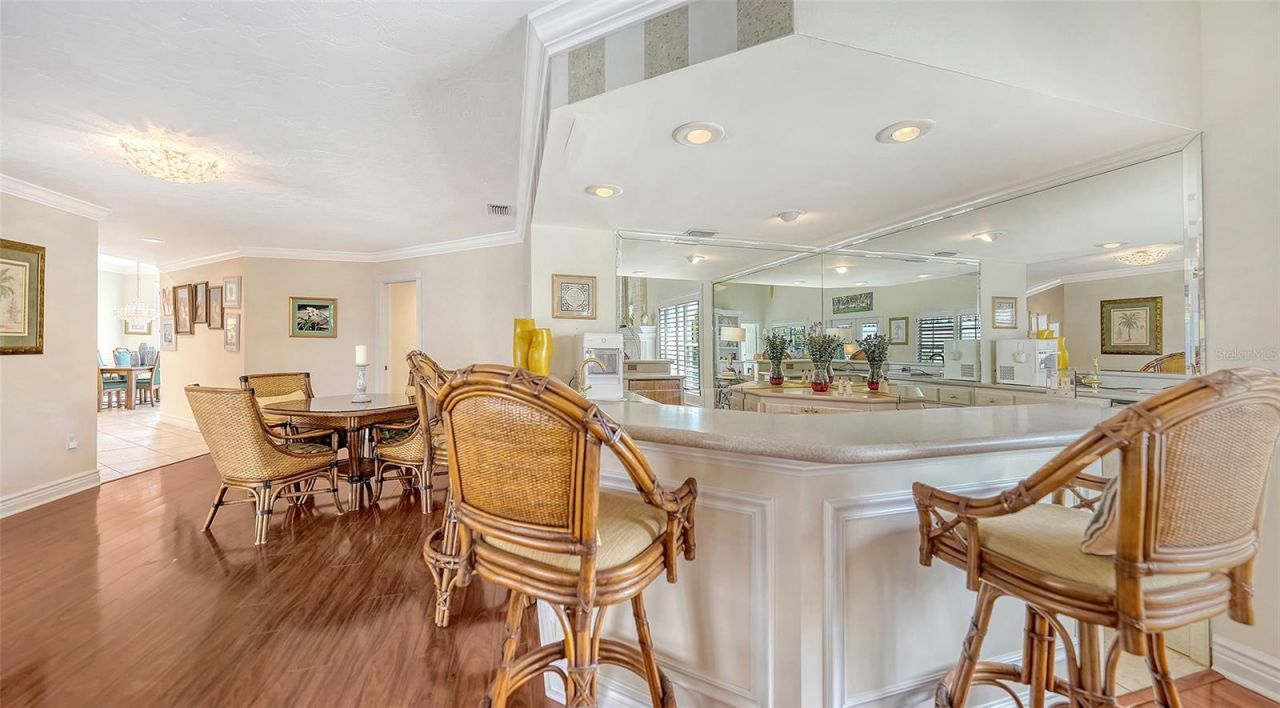 3988 Losillias Drive, Sarasota, FL 34238 Photo