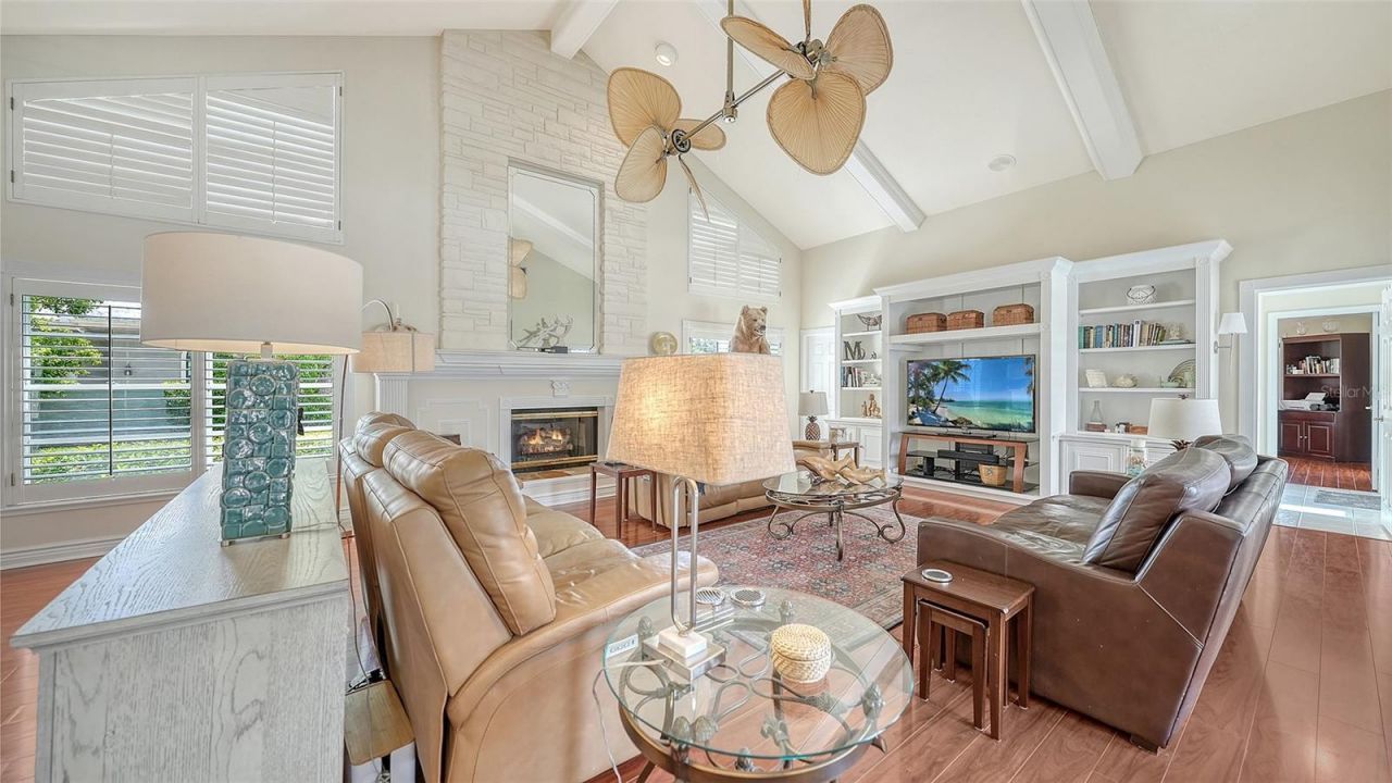 3988 Losillias Drive, Sarasota, FL 34238 Photo