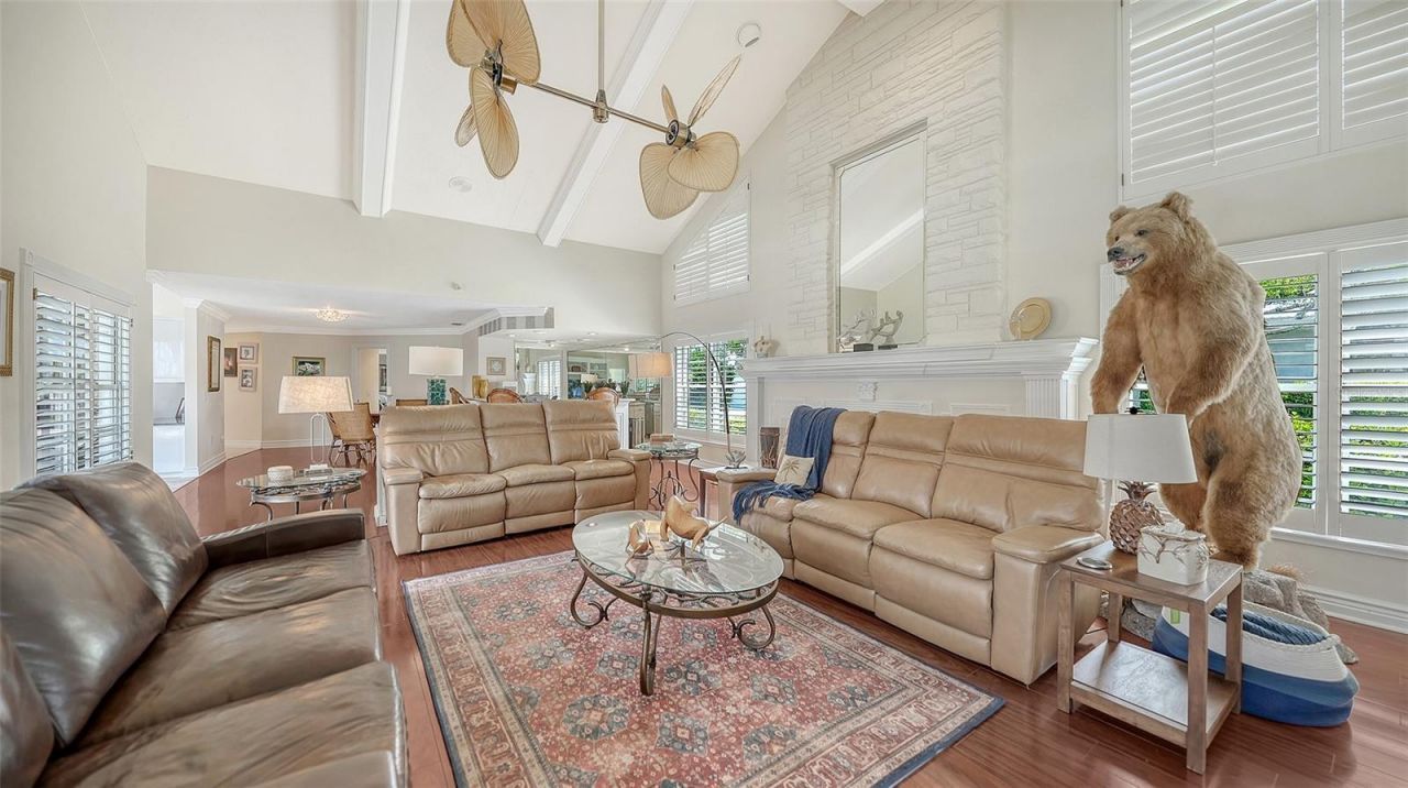 3988 Losillias Drive, Sarasota, FL 34238 Photo
