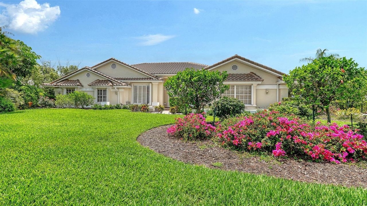 3988 Losillias Drive, Sarasota, FL 34238 Photo
