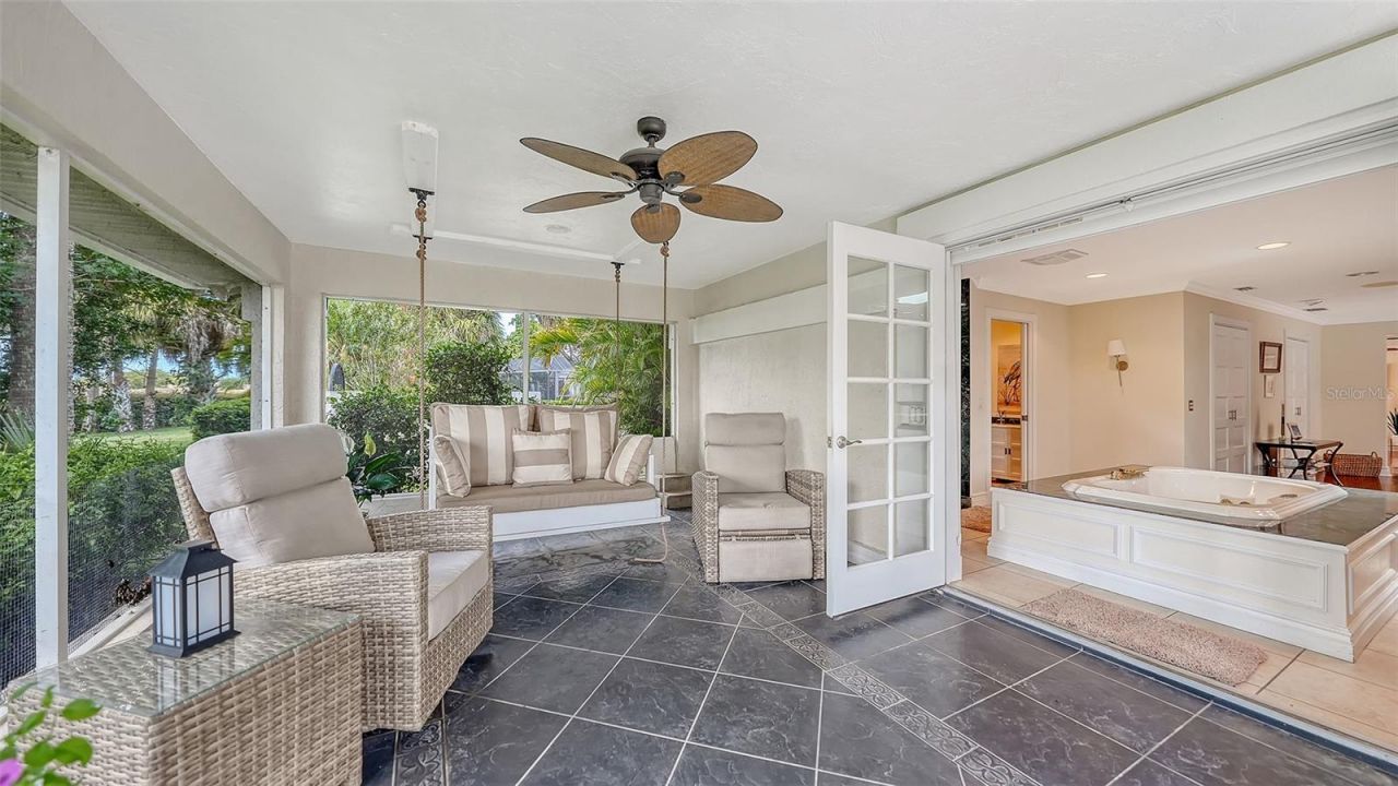 3988 Losillias Drive, Sarasota, FL 34238 Photo