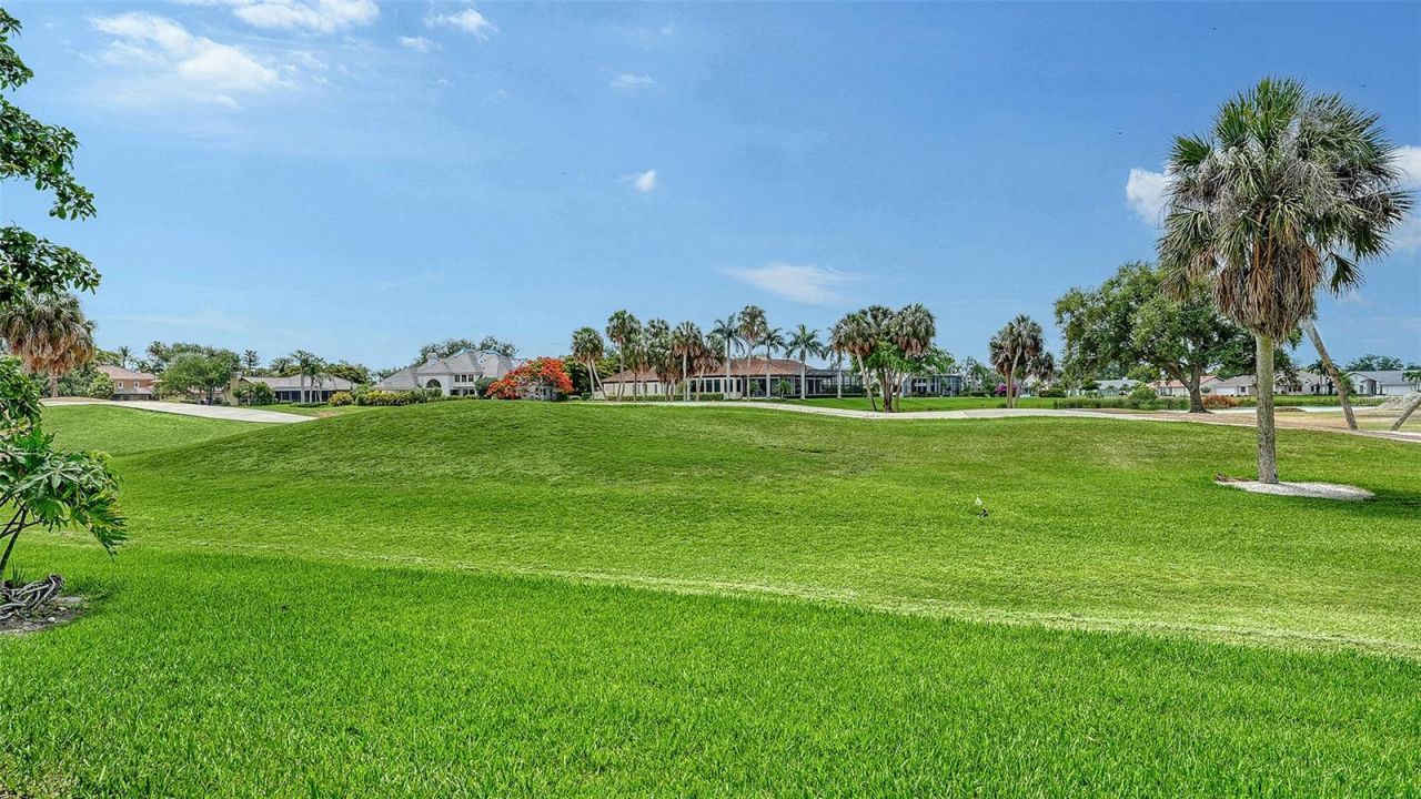 3988 Losillias Drive, Sarasota, FL 34238 Photo