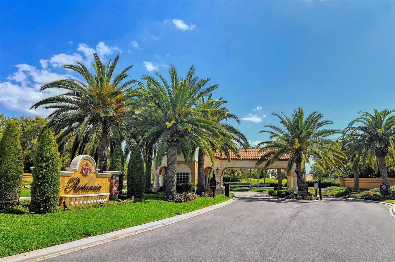 3988 Losillias Drive, Sarasota, FL 34238 Photo