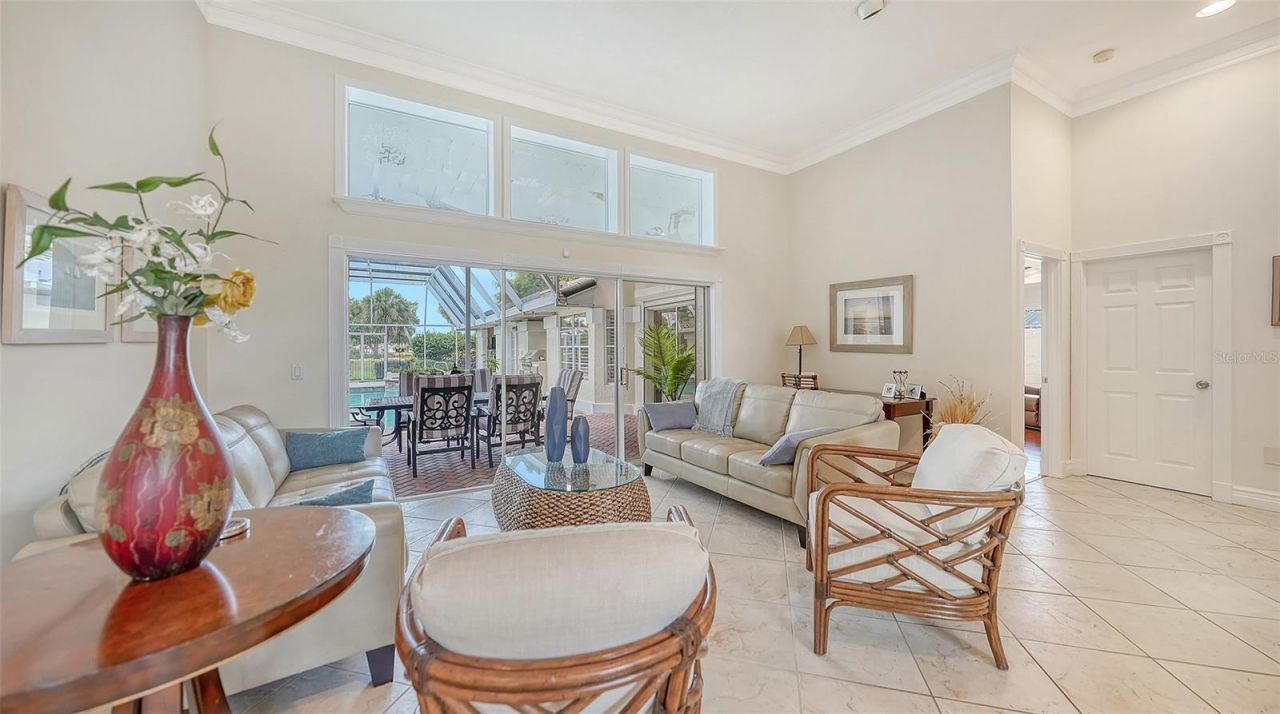3988 Losillias Drive, Sarasota, FL 34238 Photo