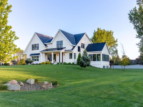 1424 Fairacre Lane SW, Willmar, MN 56201
