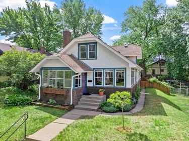 1404 27th Avenue NE, Minneapolis, MN 55418
