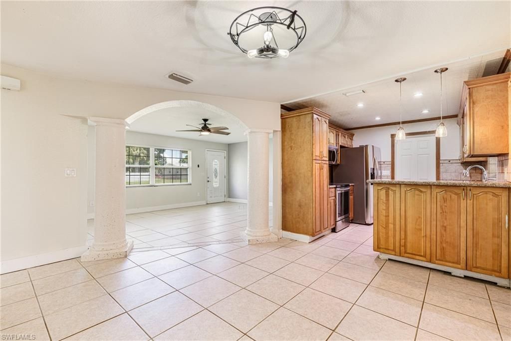 2319 Barcelona Ave , Fort Myers, FL 33905 Photo