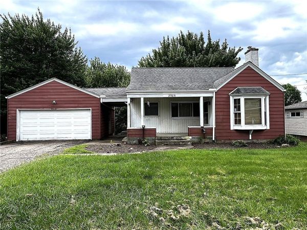 2905 20th Street Extension, Beaver Falls, PA 15010