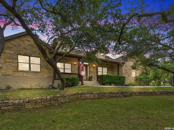 1511 Mount Bear, Canyon Lake, TX 78133