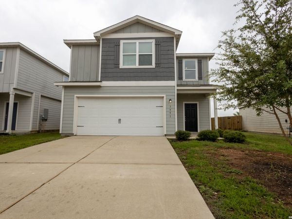 3951 Trail De Paris, New Braunfels, TX 78132
