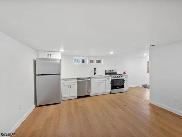 3 Meadow Rd, Unit 1, Edison, NJ 08817