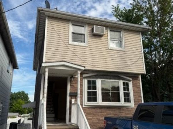 362 Schuyler Ave, Kearny, NJ 07032