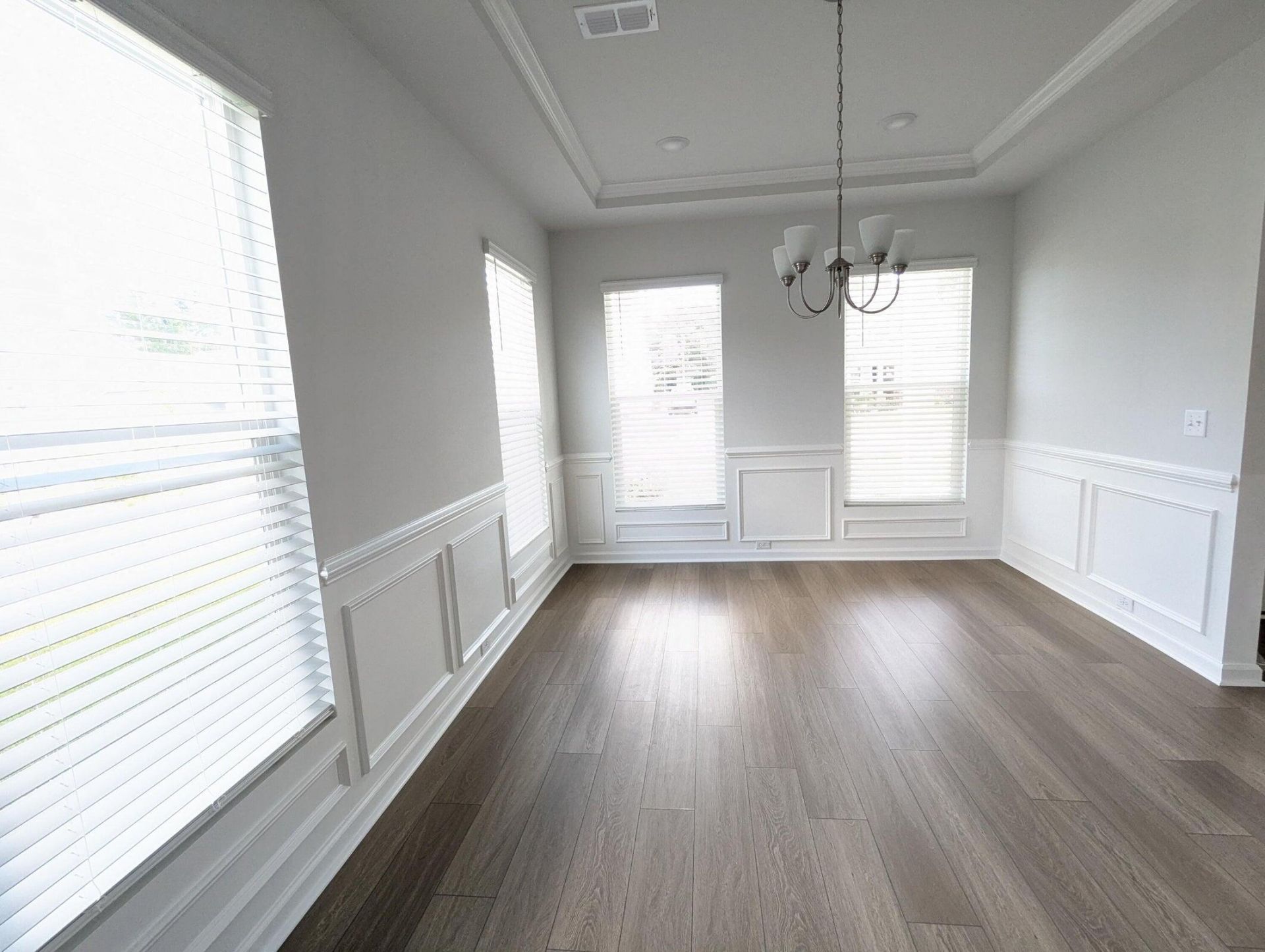 2076 Parish House Circle Photo 4