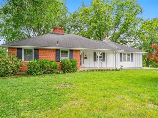 12501 E 42nd Street, Independence, MO 64055