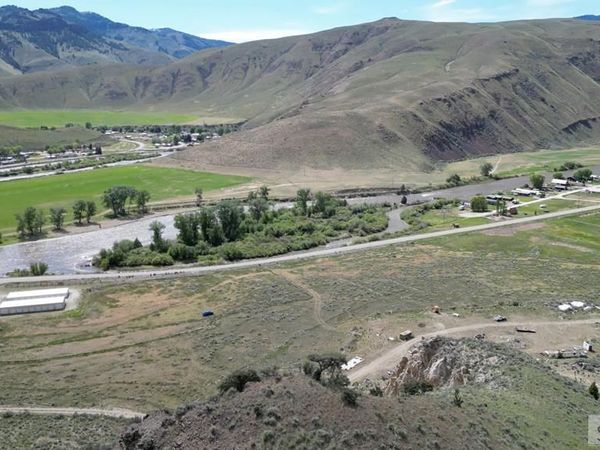 2064 Hwy 93, SALMON, ID 83467