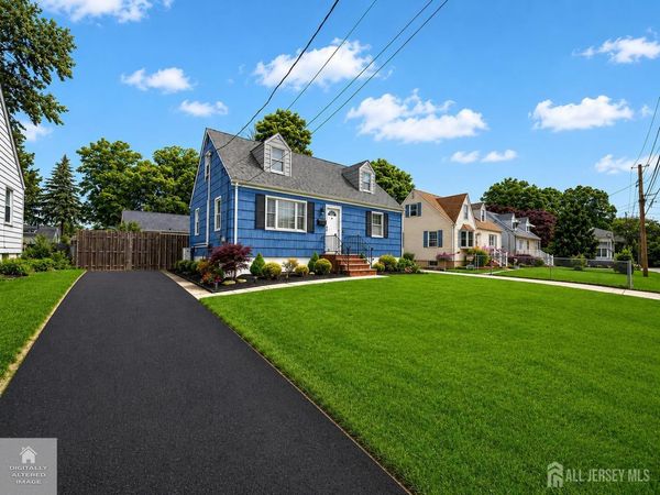 89 Leo Street, Edison, NJ 08817