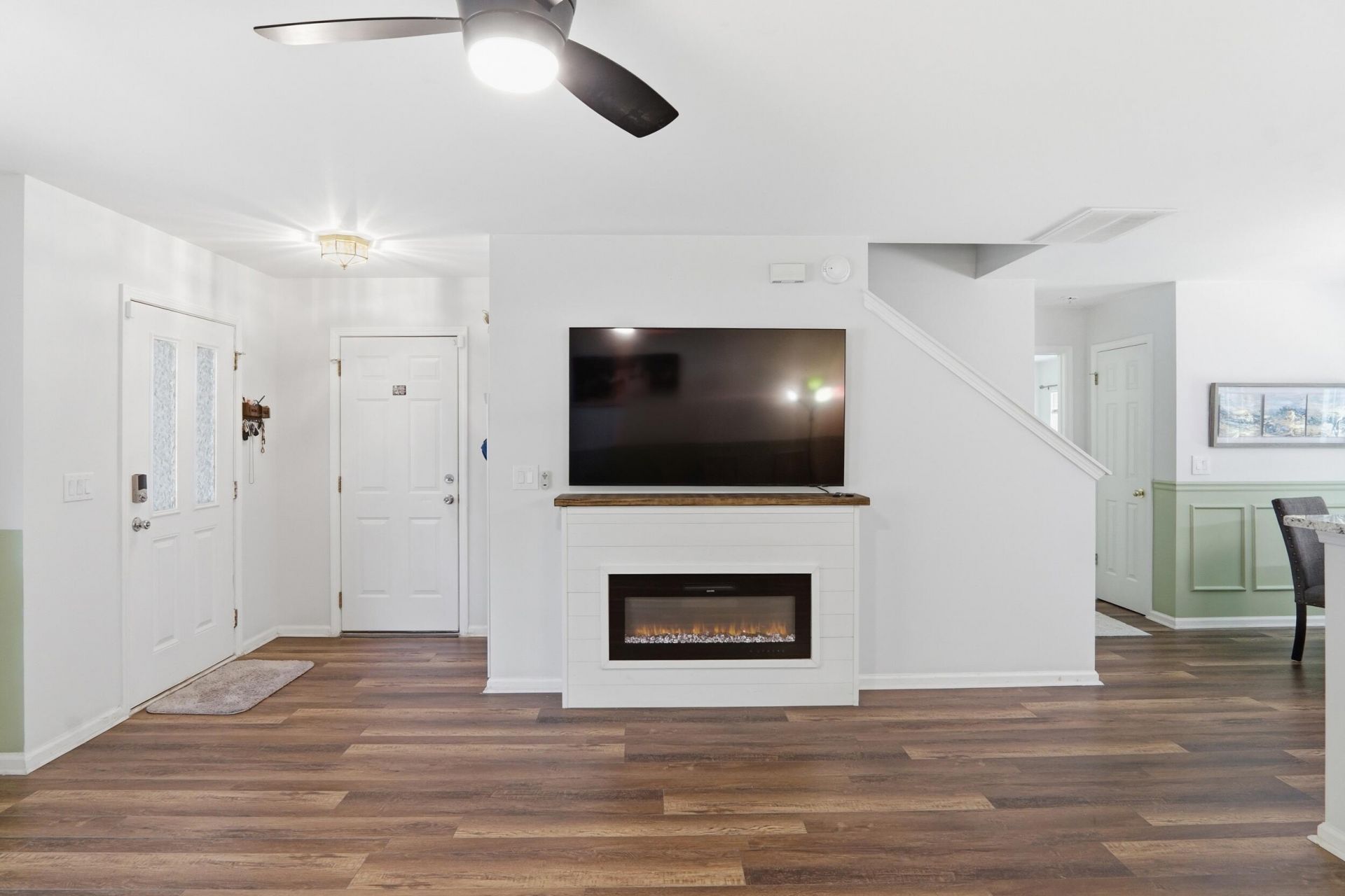 5150 Torrey Lane Photo 10