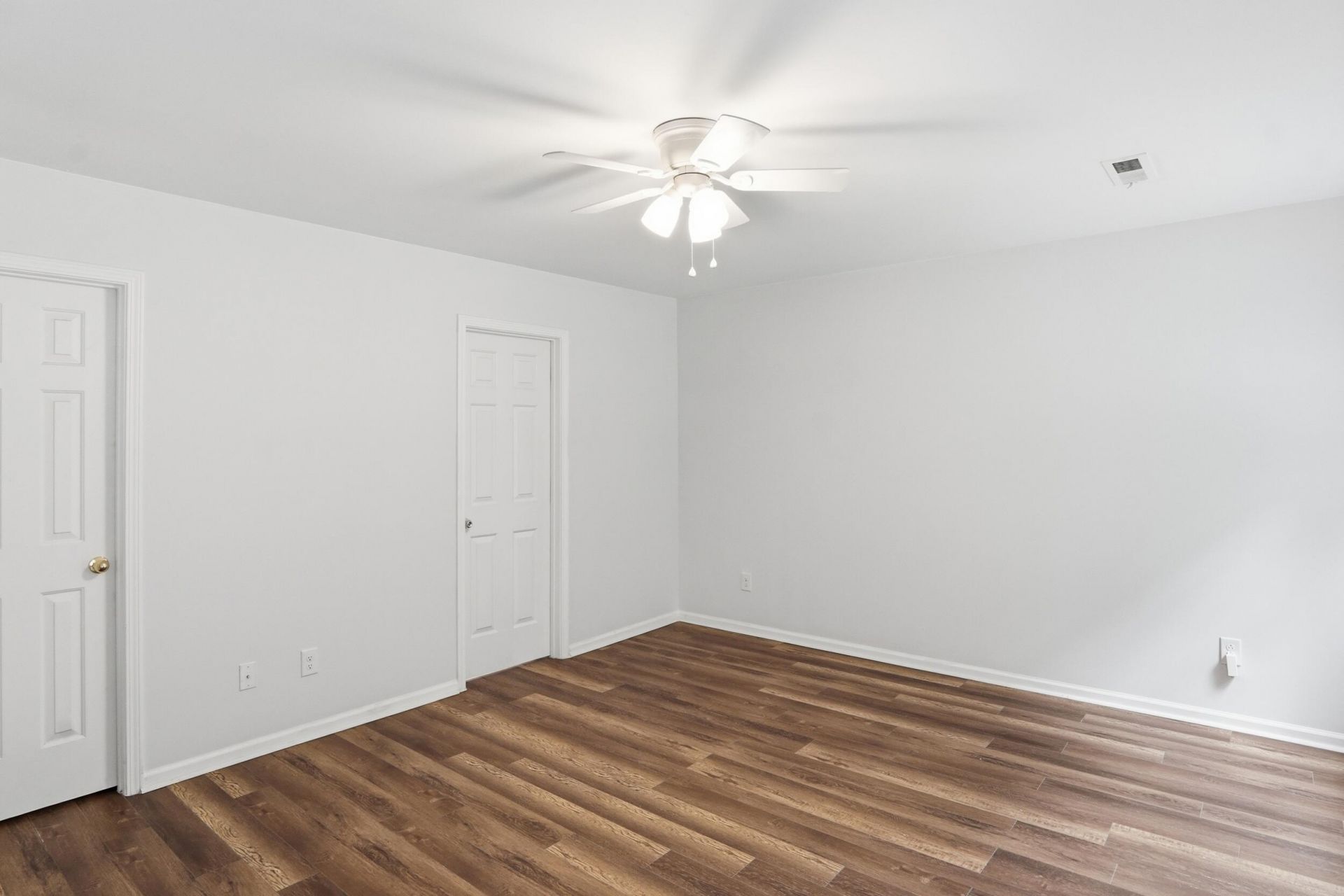 5150 Torrey Lane Photo 18