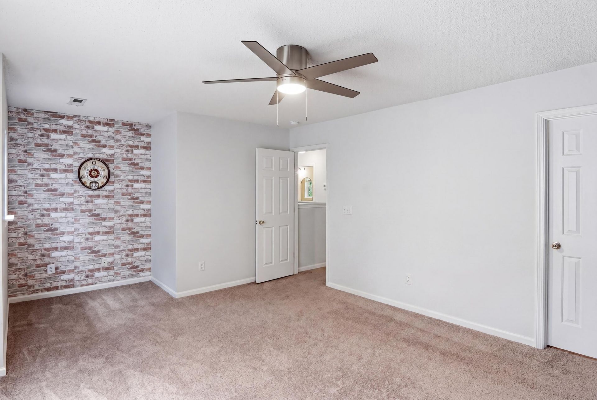 5150 Torrey Lane Photo 33