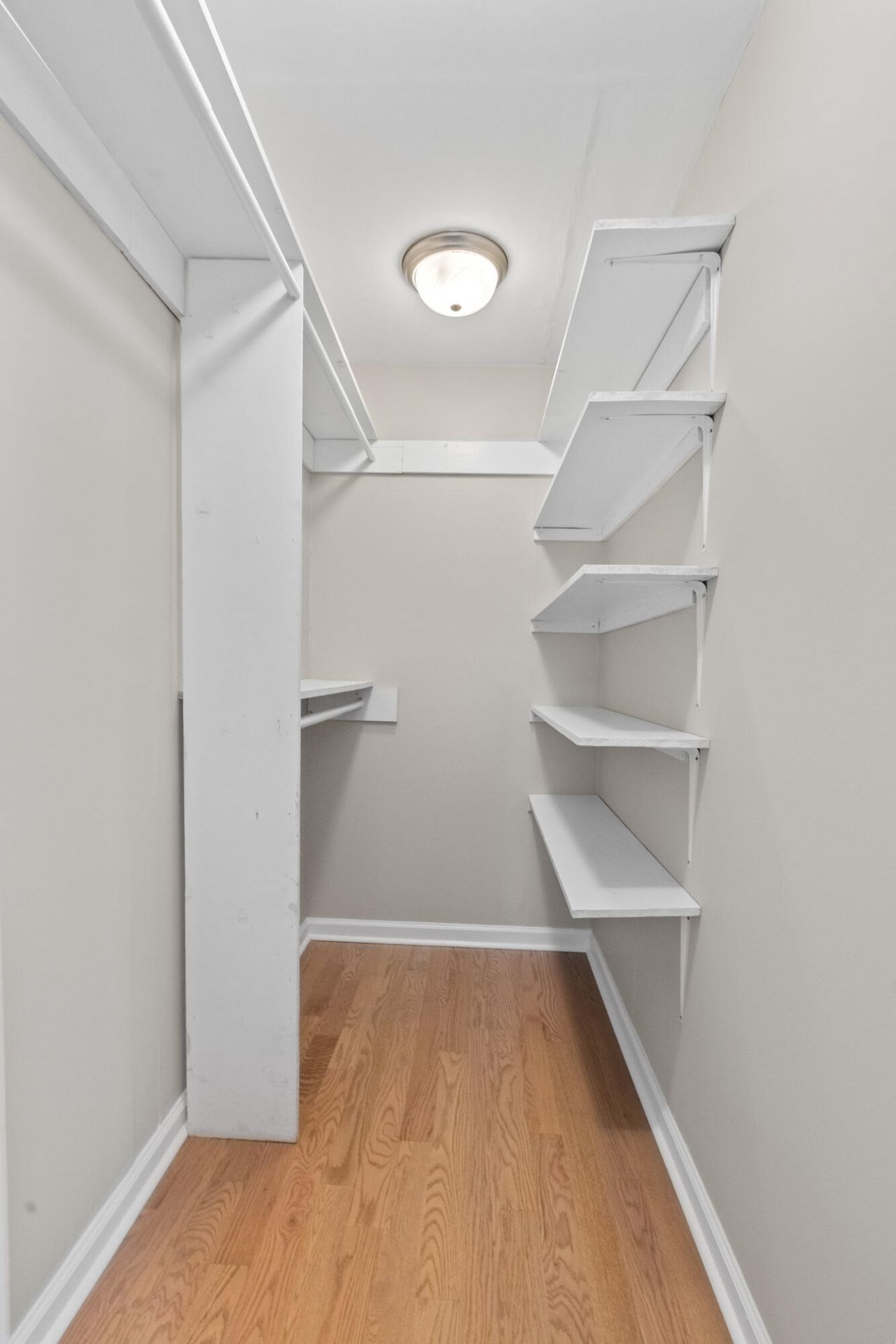 1072 Kentwood Circle Photo 19