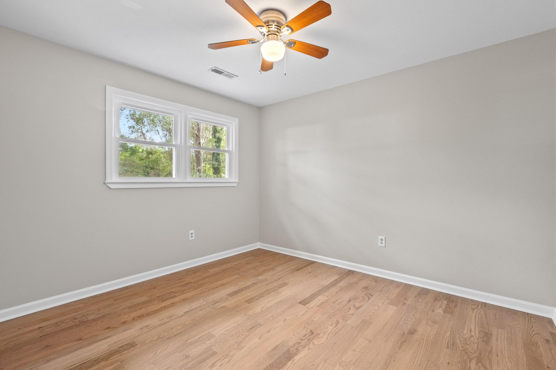 1072 Kentwood Circle Photo 25