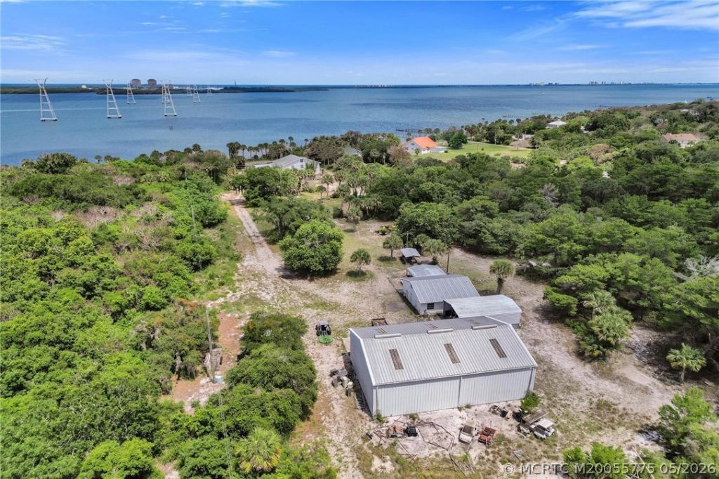7801 S Indian River Drive, Fort Pierce, FL 34982 Photo