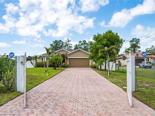 3582 45th AVE NE, NAPLES, FL 34120