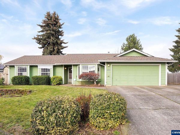 4887 Kewanna Ct NE, Salem, OR 97305
