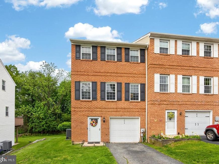 1616 S Coventry Lane, West Chester, PA 19382 Main Photo