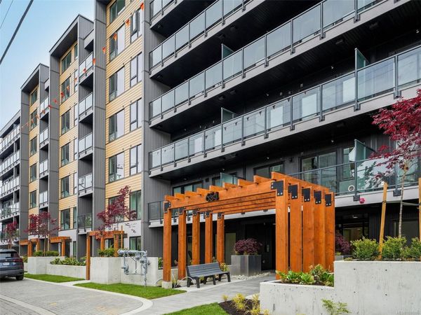 654 Granderson Rd, Unit #313, Langford, BC V9B 7B9