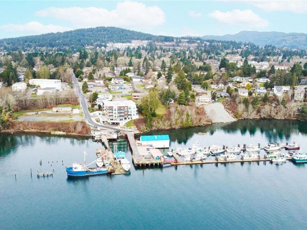1820 Maple Ave S, Unit #207, Sooke, BC V9Z 0N9