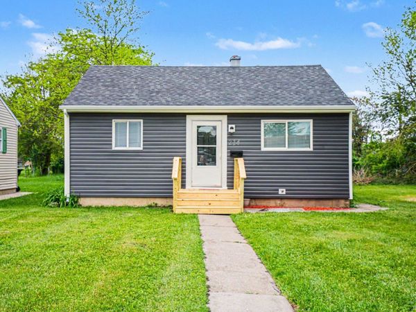 214 S Illinois Street, South Bend, IN 46619