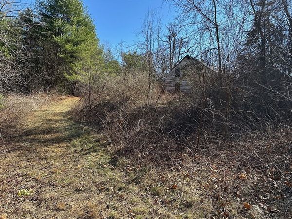 122 South Row Rd, Townsend, MA 01469
