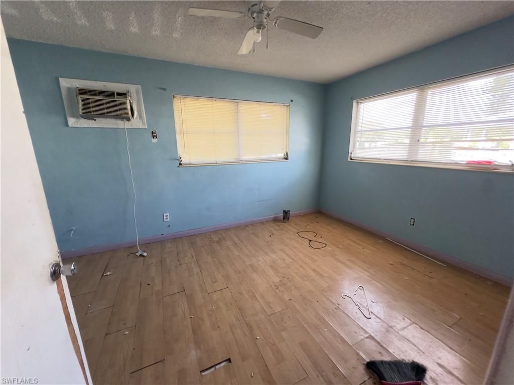 1119 Vineyard Pl, Lehigh Acres, FL 33936 Photo
