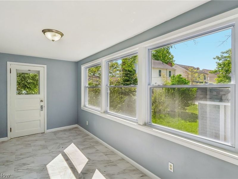 4012 Bluestone Road, Cleveland, OH 44121 Photo 11