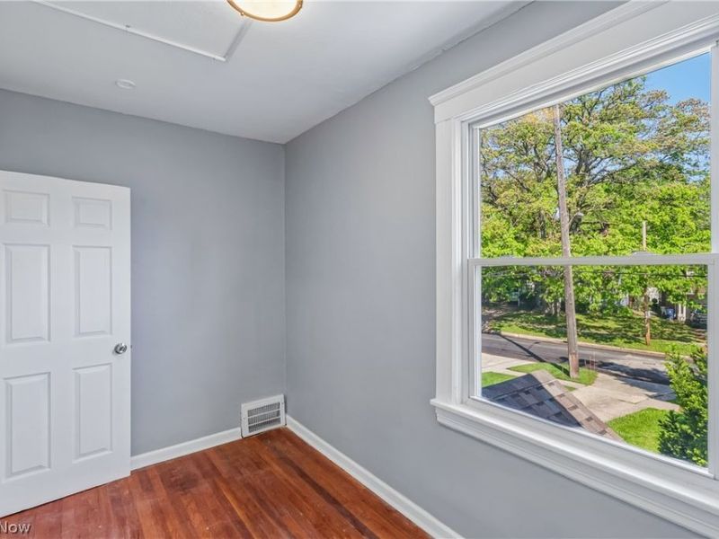 4012 Bluestone Road, Cleveland, OH 44121 Photo 15