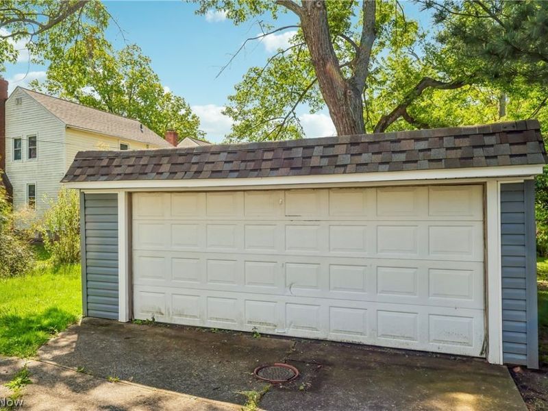 4012 Bluestone Road, Cleveland, OH 44121 Photo 24