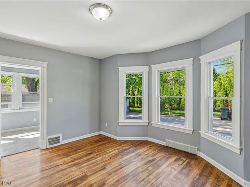 4012 Bluestone Road, Cleveland, OH 44121 Photo 9