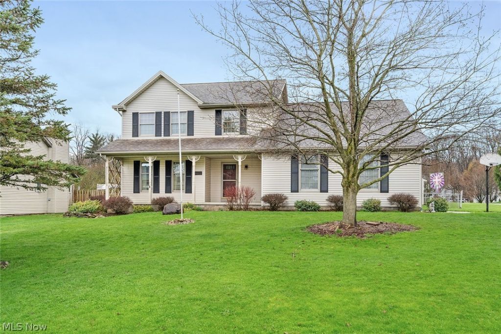 6369 Ridgeview Avenue , Austintown, OH 44515