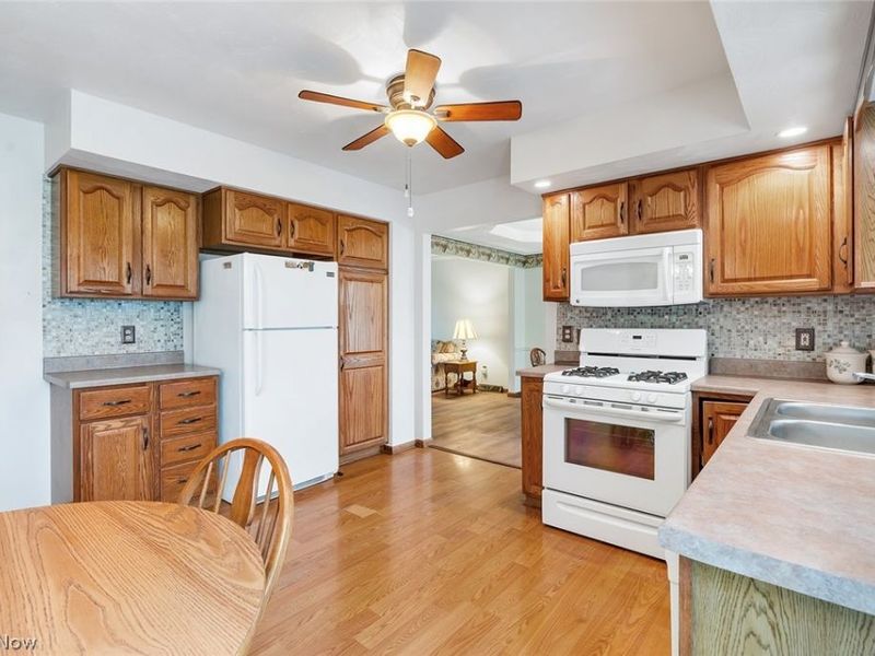 6369 Ridgeview Avenue, Austintown, OH 44515 Photo 24