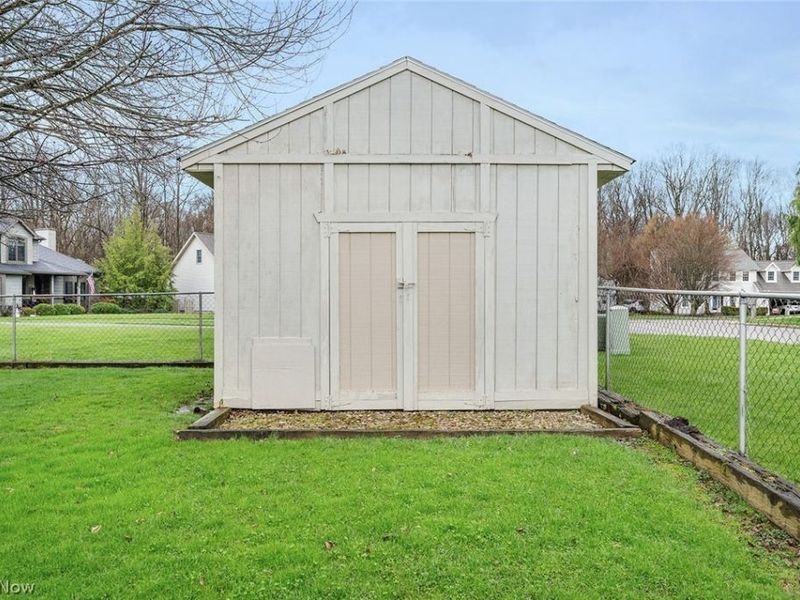 6369 Ridgeview Avenue, Austintown, OH 44515 Photo 9